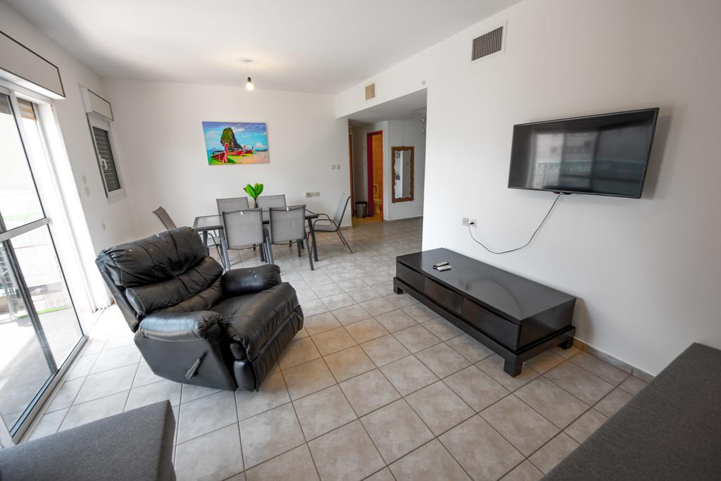 C Class Apartment Эйлат Экстерьер фото